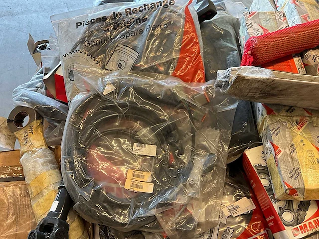 Partij manitou verreiker en heftruck onderdelen - afbeelding 17 van  25