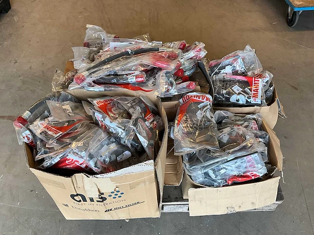 Partij manitou verreiker en heftruck onderdelen - afbeelding 25 van  25