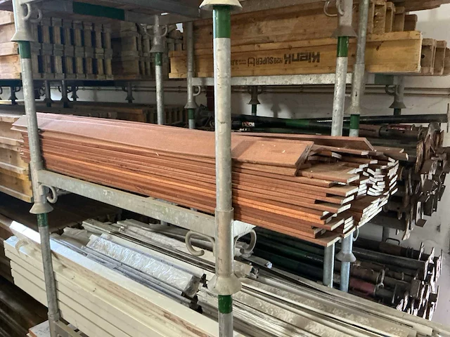 Partij maranti hardhout planken excl bak - afbeelding 2 van  6