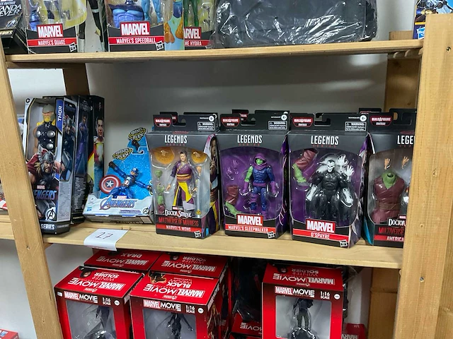 Partij marvel actiefiguren - afbeelding 4 van  6