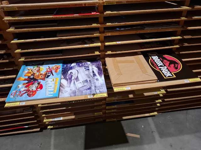 Partij (maxi) posters, ca 32.500 stuks - afbeelding 11 van  39
