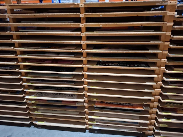 Partij (maxi) posters, ca 32.500 stuks - afbeelding 31 van  39