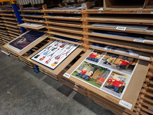 Partij (maxi) posters, ca 32.500 stuks - afbeelding 37 van  39
