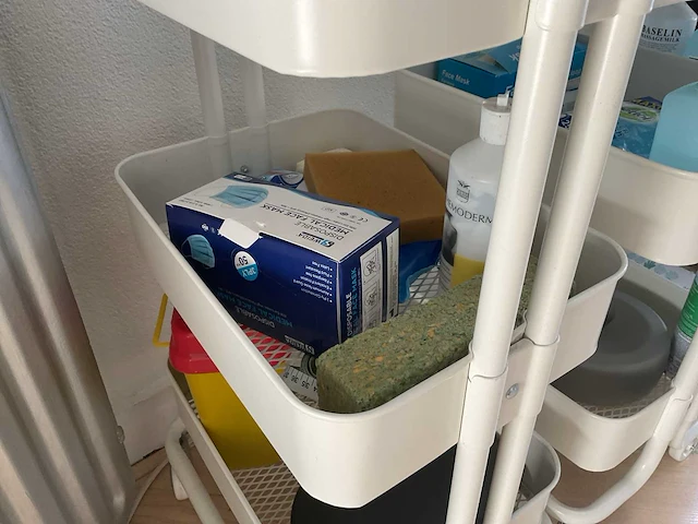 Partij medische benodigdheden - afbeelding 39 van  40