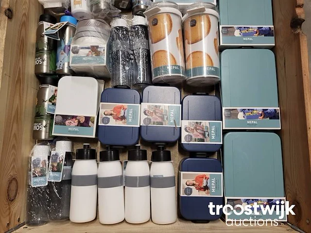 Partij mepal producten, 40 verpakkingen - afbeelding 2 van  3