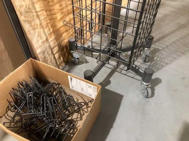 Partij met diverse goederen allerlei. - afbeelding 17 van  26