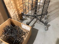 Partij met diverse goederen allerlei. - afbeelding 17 van  26