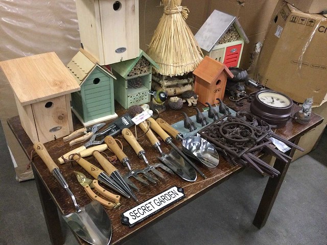 Partij met huishoudelijke- tuinartikelen - afbeelding 6 van  6