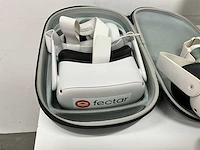 Partij meta quest vr-headsets met accessoires en oplaadstations - afbeelding 10 van  11