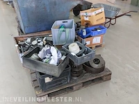Partij metaal en rvs profielen - afbeelding 9 van  16