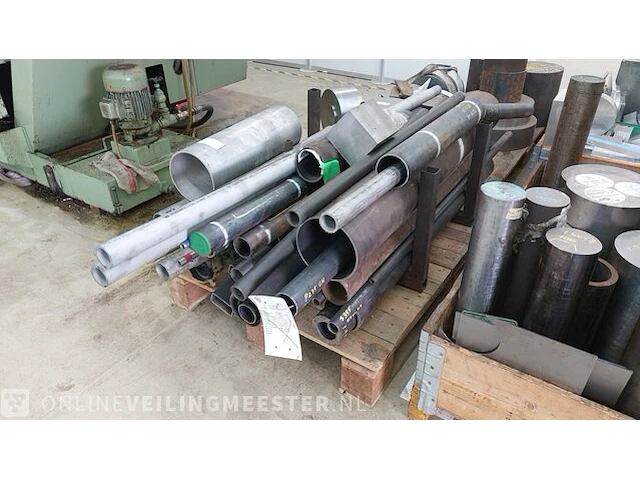 Partij metaal, rvs en aluminium profielen - afbeelding 12 van  15