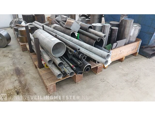 Partij metaal, rvs en aluminium profielen - afbeelding 13 van  15