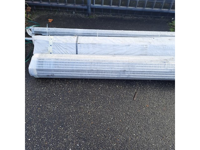 Partij metalen buizen - afbeelding 4 van  8