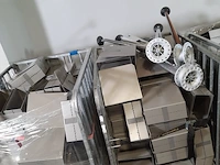 Partij metalen desktophouders - afbeelding 8 van  8