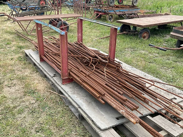 Partij metalen draadpennen - afbeelding 1 van  4