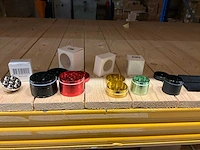 Partij metalen grinders - afbeelding 2 van  6