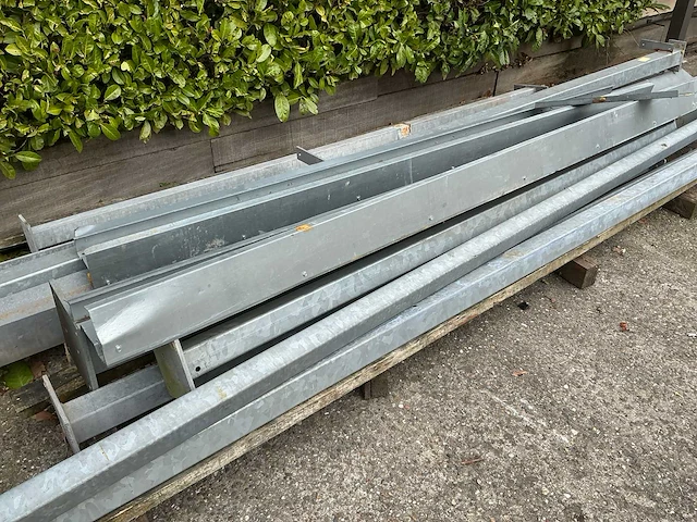 Partij metalen profielen - afbeelding 18 van  24