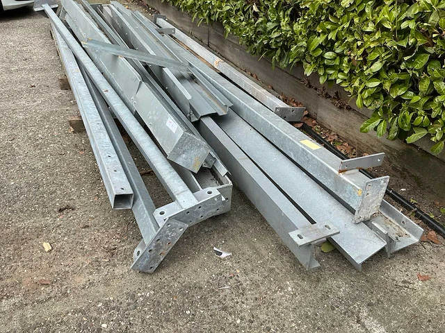 Partij metalen profielen - afbeelding 19 van  24