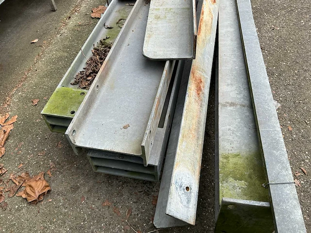 Partij metalen profielen - afbeelding 24 van  24
