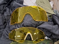 Partij militaire kleding en uitrusting nederlands leger, o.a. kpu /kl/ woodland - afbeelding 5 van  19