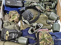 Partij militaire kleding en uitrusting nederlands leger, o.a. kpu /kl/ woodland - afbeelding 16 van  19