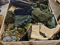 Partij militaire kleding en uitrusting nederlands leger, o.a. kpu/kl/woodland - afbeelding 11 van  17