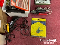 Partij modelbouw gereedschappen en benodigdheden - afbeelding 7 van  9