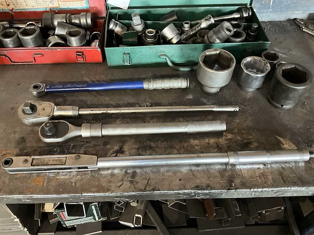 Partij momentsleutels en doppen - afbeelding 5 van  8