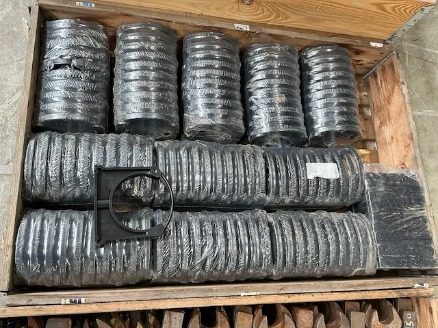 Partij montagebeugels 140mm - afbeelding 1 van  4