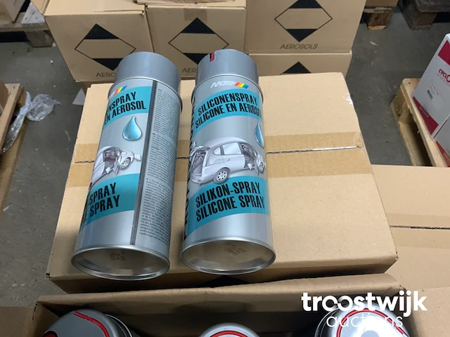 Partij motipp ptfe en siliconen spray - afbeelding 3 van  5