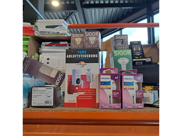 Partij multimedia en verlichting - afbeelding 6 van  9