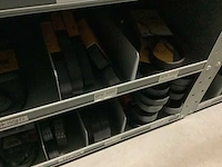 Partij multiriemen inclusief kast - afbeelding 33 van  40