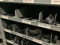 Partij multiriemen inclusief kast - afbeelding 14 van  37