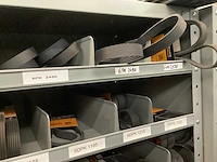 Partij multiriemen inclusief kast - afbeelding 22 van  37