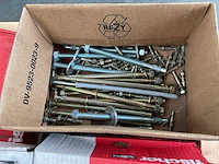 Partij muurpluggen/ bouten - afbeelding 4 van  4