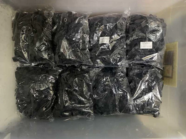 Partij netwerk connectors, patchkabels & tules/covers - afbeelding 3 van  33
