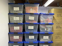 Partij netwerk connectors, patchkabels & tules/covers - afbeelding 12 van  33
