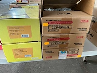 Partij nieten en schroeven en nagels - afbeelding 7 van  7