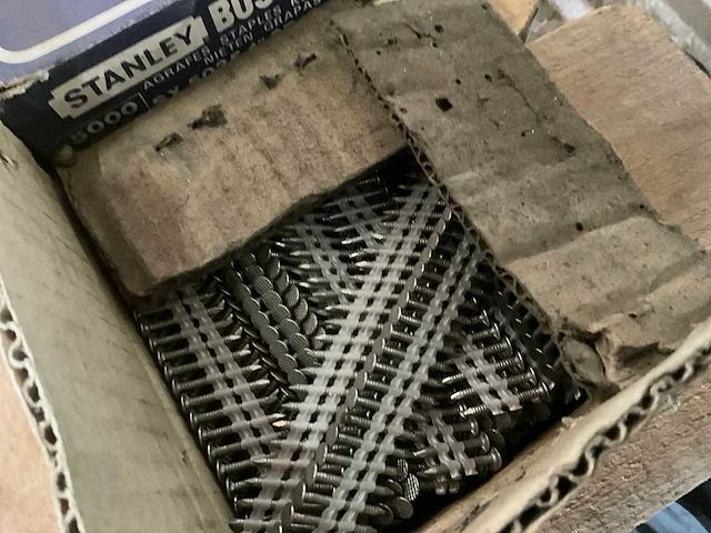 Partij nieten,spijkers - afbeelding 7 van  8