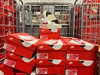 Partij nike air trainer 1 sneakers (64x) - afbeelding 1 van  5