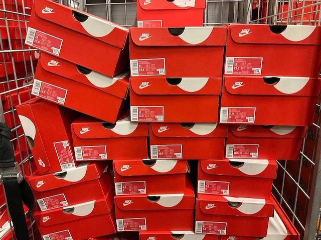 Partij nike air trainer 1 sneakers (64x) - afbeelding 5 van  5