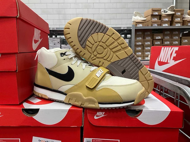 Partij nike air trainer 1 sneakers (86x) - afbeelding 2 van  5