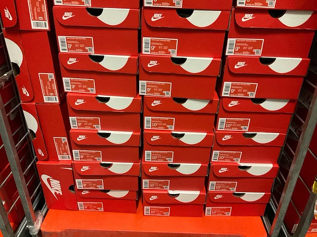 Partij nike court vintage prem sneakers (98x) - afbeelding 3 van  5