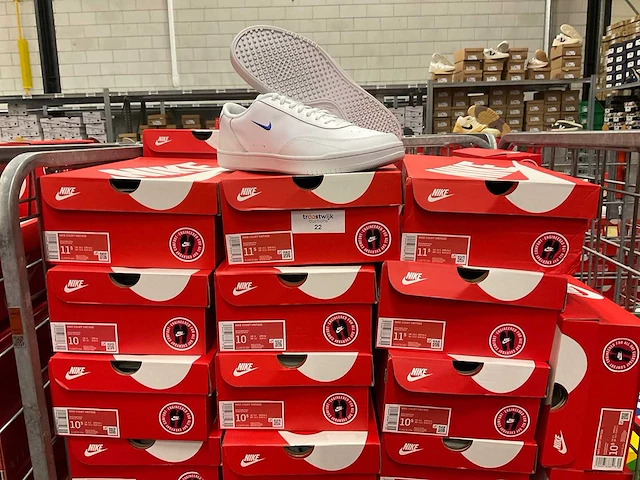 Partij nike court vintage sneakers (104x) - afbeelding 1 van  5