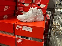 Partij nike sneakers (57x) - afbeelding 3 van  6