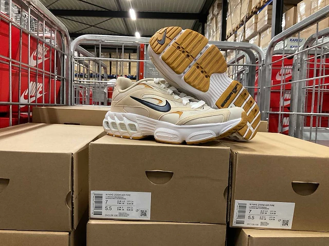 Partij nike w zoom air fire sneakers (76x) - afbeelding 2 van  5