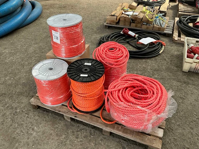 Partij nylon touw - afbeelding 1 van  7