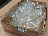 Partij o.a. kristallen glazen in doos