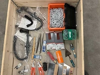 Partij onderdelen, gereedschappen en accessoires - afbeelding 3 van  3