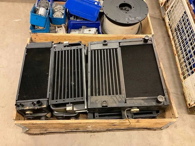 Partij ongebruikte lugli heftruck onderdelen - afbeelding 10 van  11